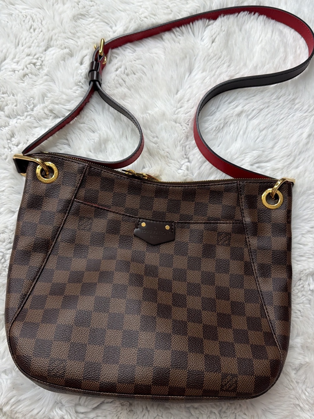 Louis Vuitton Besace Damier Ebene Shoulder Bag